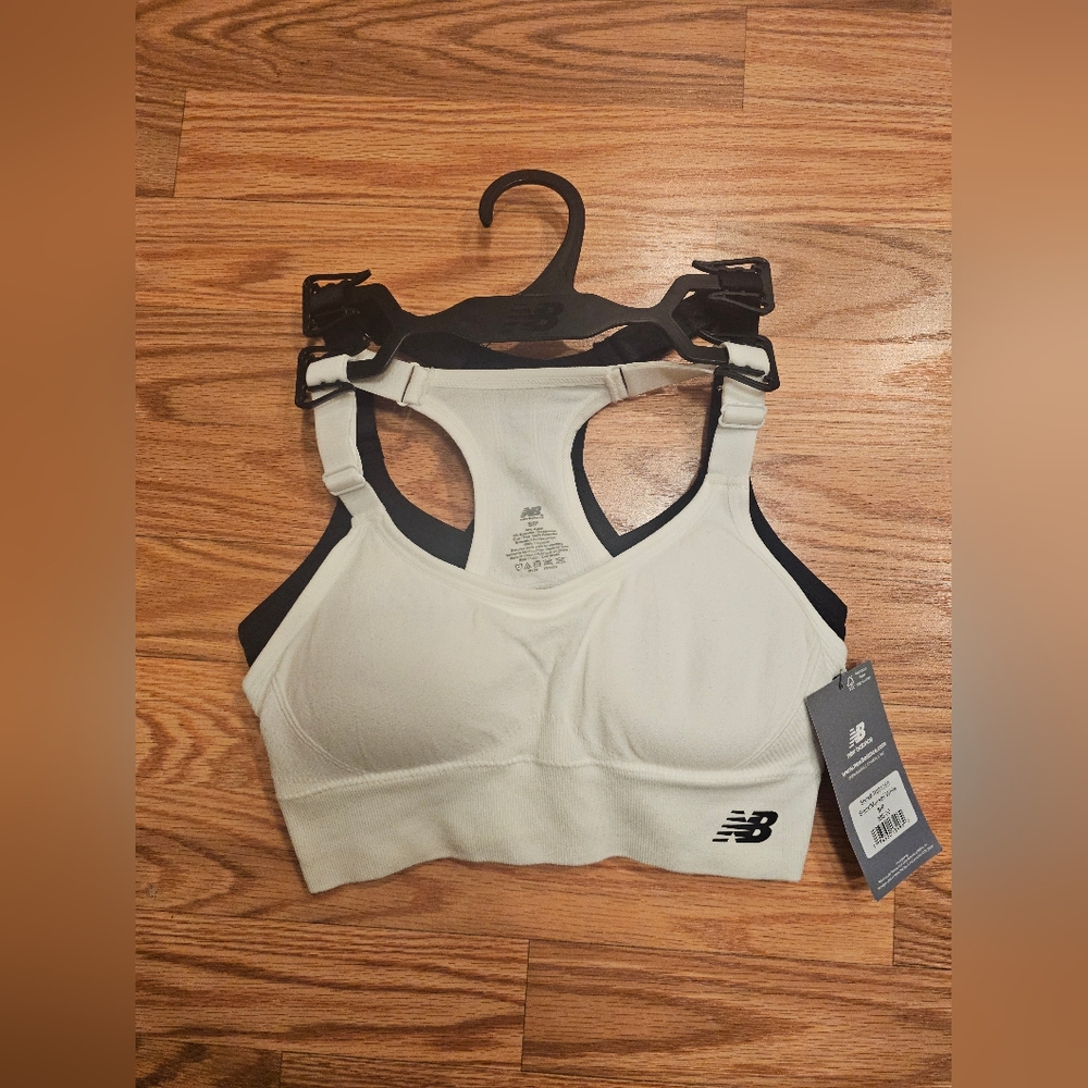 NWT New Balance Sports Bras in Black and White